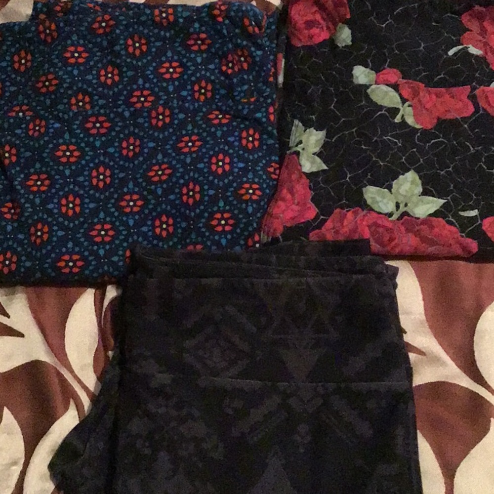 LuLaRoe Tall n Curvy leggings